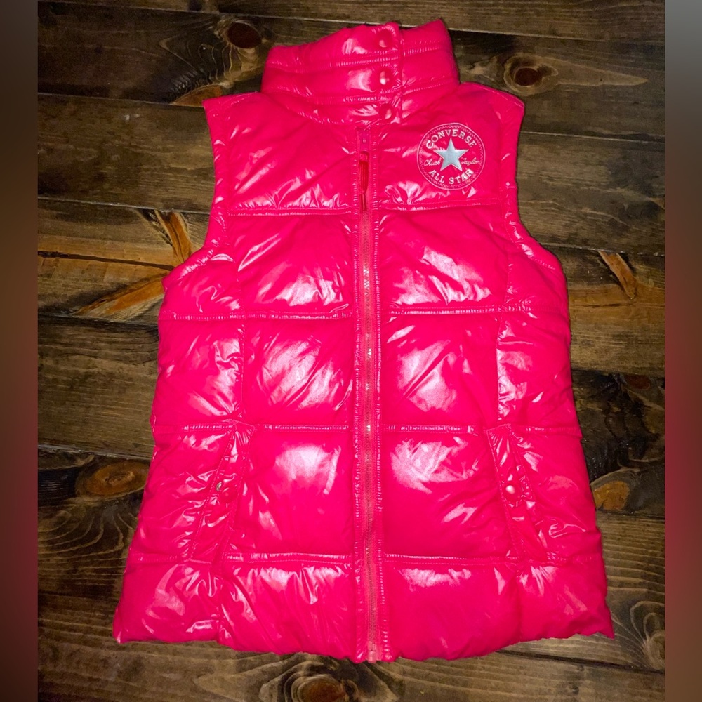 Pink Juniors Converse Puffer Vest. Size large!
